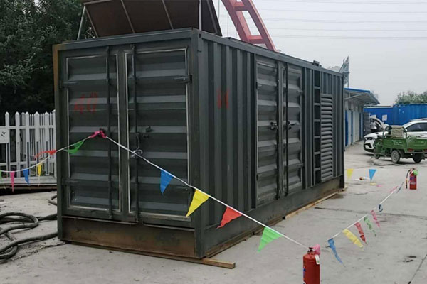 太白发电机租赁空气滤清器多久更换一次？