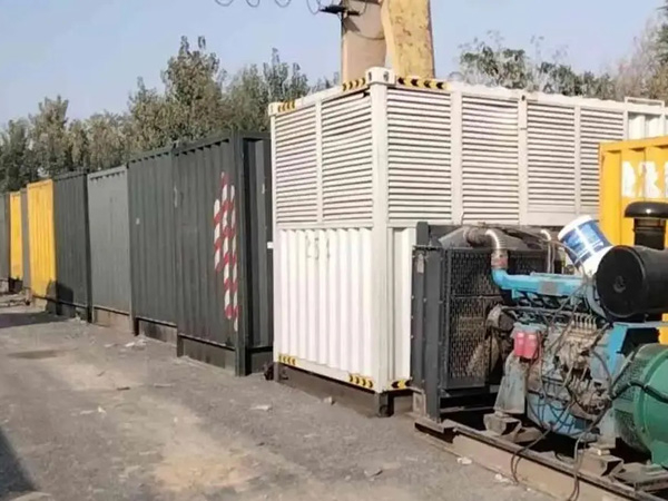太白200KW柴油发电机机组每小时油耗是多少？